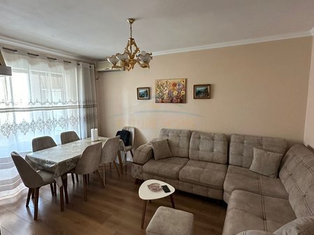 Tirane, jepet me qera apartament 1+1 Kati 5, 57 m² 550 € 
