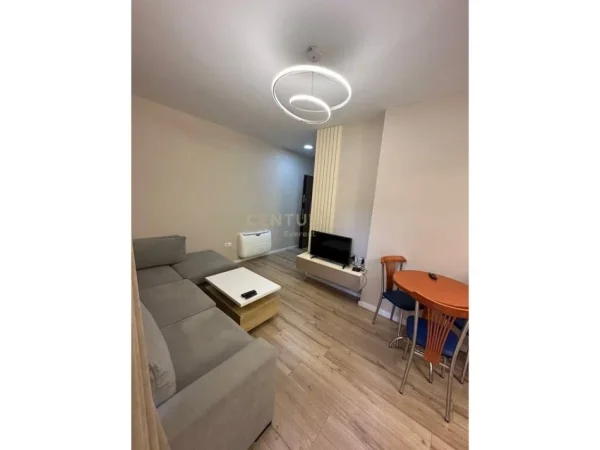 Tirane, shitet apartament 1+1 Kati 2, 68 m² 165.000 € 