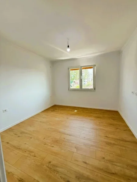 Tirane, shitet apartament 2+1 , 72 m² 122.000 € (ali demi)