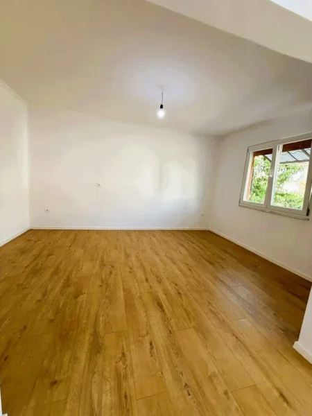 Tirane, shitet apartament 2+1 , 72 m² 122.000 € (ali demi)