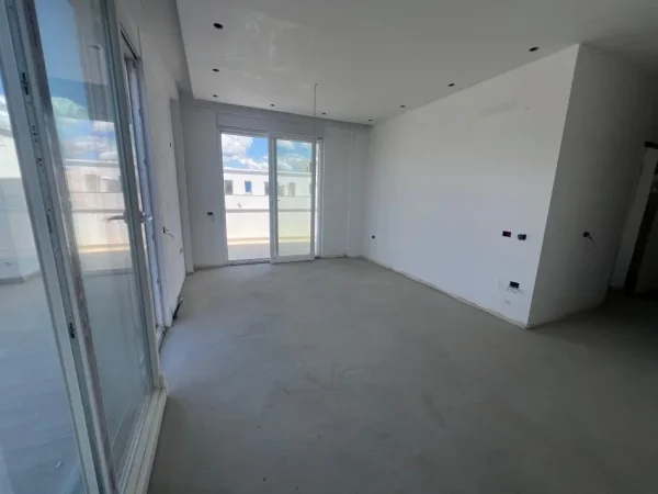 Tirane, shitet apartament 2+1+Aneks+Ballkon Kati 5, 121 m² 137.000 € (Rruga Sokrat Miho)