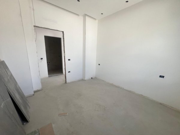 Tirane, shitet apartament 2+1+Aneks+Ballkon Kati 5, 121 m² 137.000 € (Rruga Sokrat Miho)