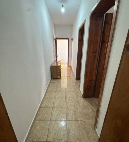 Tirane, jepet me qera shtepi 1+1 Kati 1, 65 m² 250 € (Prane News 24)