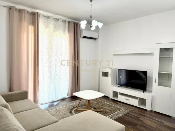 jepet me qera apartament 2+1 , 87 m² 550 €