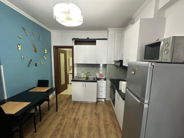 Tirane, shitet apartament 1+1 Kati 6, 50 m² 62.000 € (astir)