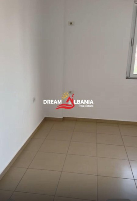 Tirane, jepet me qera apartament 1+1 Kati 5, 75 m² 350 € (Rruga 5 Maji, prane Concord Center)