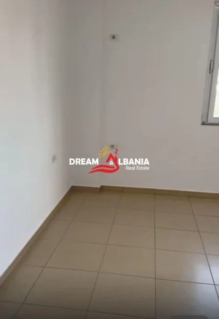 Tirane, jepet me qera apartament 1+1 Kati 5, 75 m² 350 € (Rruga 5 Maji, prane Concord Center)