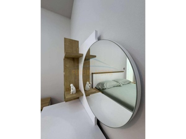 Tirane, jepet me qera apartament 2+1 Kati 11, 90 m² 850 € (Rruga e Kavajes)