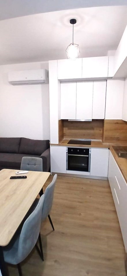 🏠 JEPET ME QERA SUPER APARTAMENT 1+1 TEK REZIDENCA KAIMI NE ALI DEMKati 7, 60 m² 430 €