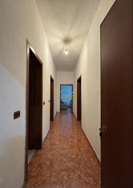 Tirane, jepet me qera apartament 2+1 Kati 1, 120 m² 450 € (DON BOSKO)