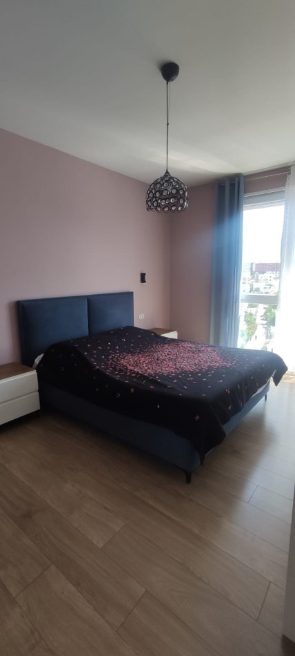 Tirane, jepet me qera apartament 2+1+Ballkon Kati 6, 94 m² 700 € (Don Bosko)