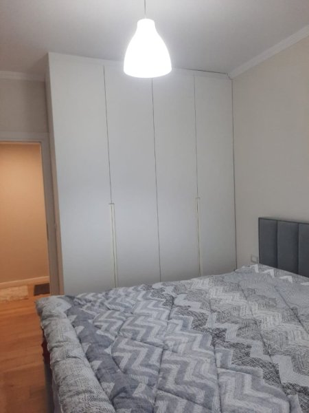 Tirane, jepet me qera shtepi 2+1 Kati 1, 100 m² 530 € (Sauk i Ri)