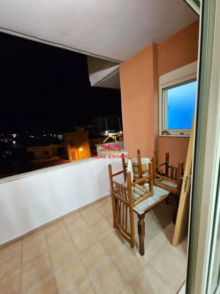 Vlore, shitet apartament 2+1+Ballkon , 131 m² (Rruga Lef Sallata)