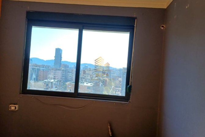 Tirane, jepet me qera apartament 2+1+Ballkon Kati 7, 80 m² 500 € (Rruga Vllazën Huta)