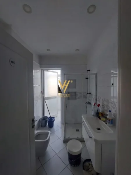 Tirane, shitet zyre Kati 4, 110 m² (SHESHI WILLSON)