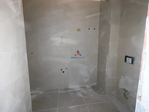 Tirane, shitet apartament 1+1+Ballkon Kati 4, 54 m² 85.000 € (REZIDENCES UNIVERS CITY,QTU)