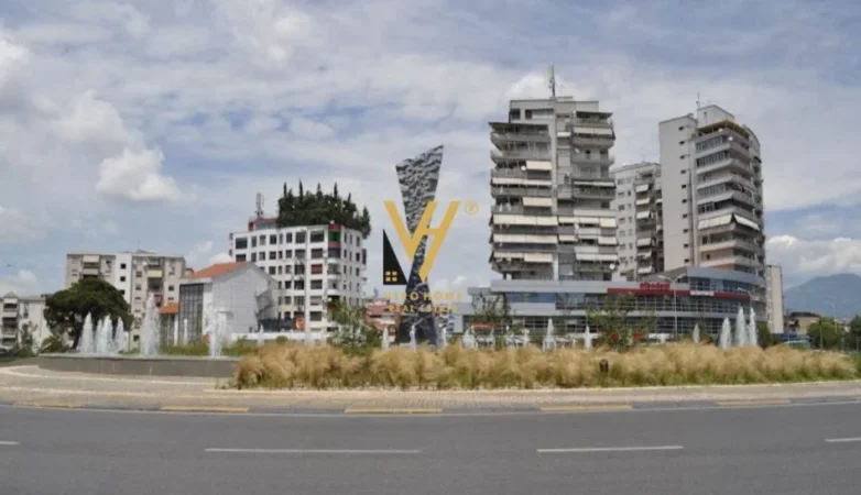 Tirane, shitet magazine Kati 0, 37 m² 50.000 € (ZOGU I ZI)