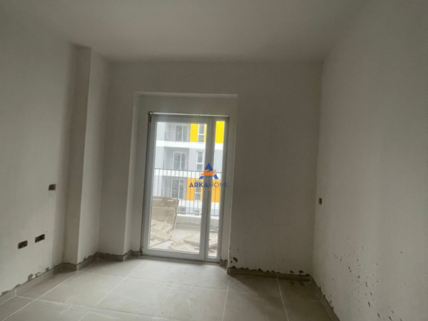 Tirane, shitet apartament 1+1+Ballkon Kati 4, 54 m² 55.000 € (REZIDENCA UNIVERS CITY)