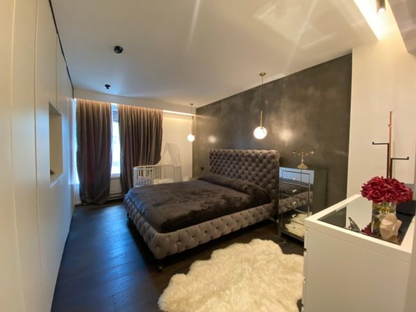 Tirane, jepet me qera apartament 2+1 Kati 4, 119 m² 2.000 € (Myslym shyr)