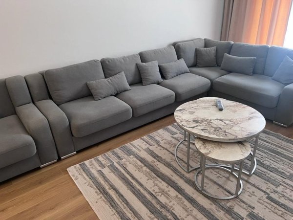 Tirane, jepet me qera apartament 2+1 Kati 7, 90 m² 450 € (fresku)