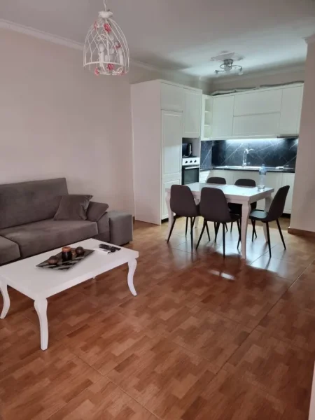 Tirane, shitet 2+1+Aneks+Ballkon Kati 2, 94 m² 145.000 €