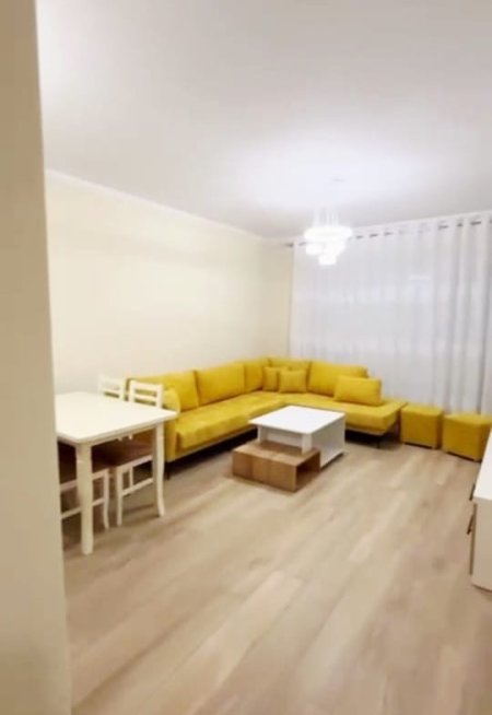 Tirane, jepet me qera apartament 2+1 Kati 8, 100 m² 700 € (don bosko)