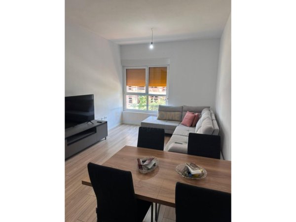 Tirane, shitet apartament 2+1 Kati 2, 90 m² 135.000 €