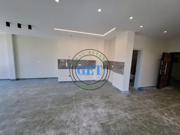 Durres, shitet apartament 2+1 Kati 1, 100 m² 120.000 € 