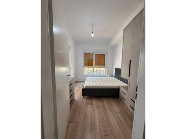 Tirane, shitet apartament 2+1 Kati 2, 90 m² 135.000 € (MANGALEM 21)