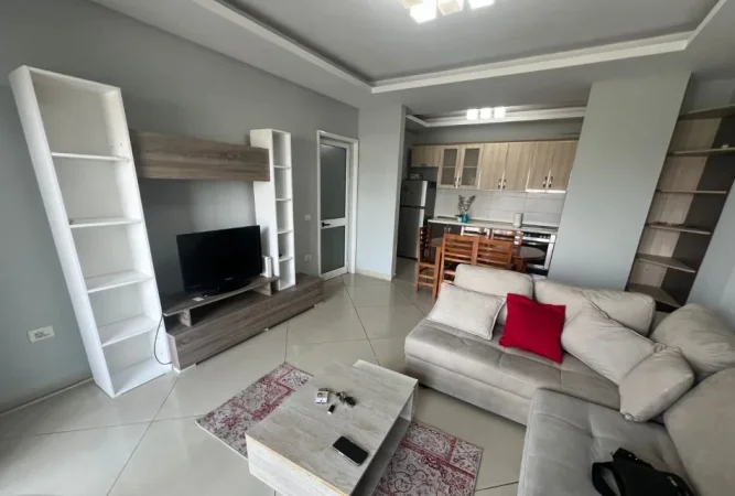 Tirane, jepet me qera apartament 1+1 Kati 2, 70 m² 450 € 