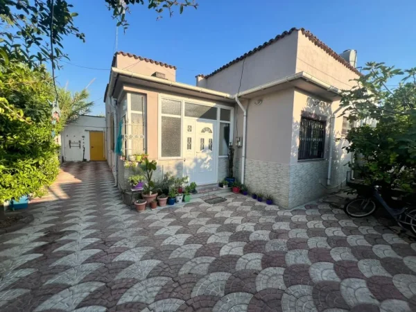 Durres, shes shtepi 3+1+Aneks Kati 0, 114 m² 190.000 € (Plazh)