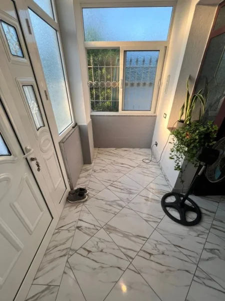 Durres, shes shtepi 3+1+Aneks Kati 0, 114 m² 190.000 € (Plazh)