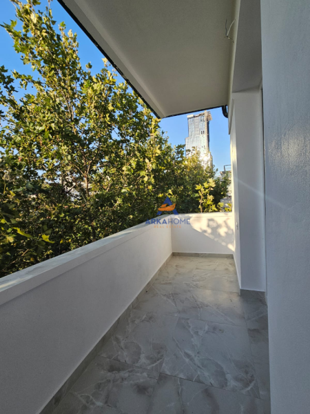 Tirane, shitet apartament 1+1+Ballkon Kati 5, 49 m² 137.000 € (TE RRUGA E KAVAJES)