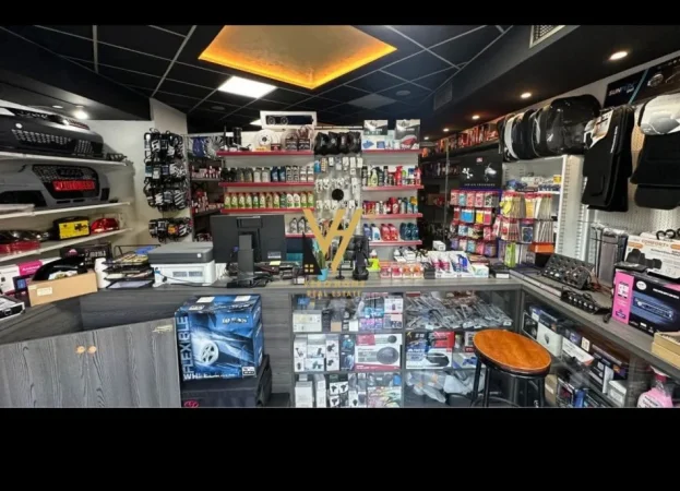 Tirane, shitet ambjent biznesi Kati 0, 35 m² 50.000 € (SHKOLLA E BASHKUAR)