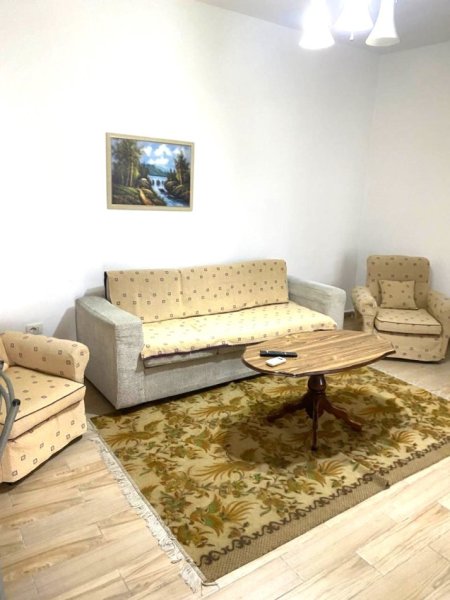 📍 JEPET ME QERA HYRJE PRIVATE 2+1 TEK RRUGA E ELBASANIT 550 €