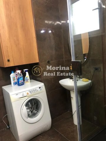 Tirane, jepet me qera shtepi 3+1+Ballkon Kati 3, 130 m² 600 € (Fresku)