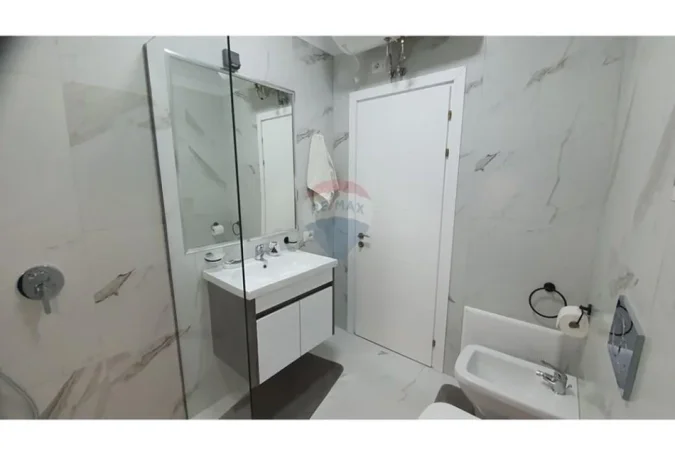 Tirane, shitet apartament 2+1+Aneks+Ballkon Kati 7, 170 m² 385.000 € (Rruga e Elbasanit)