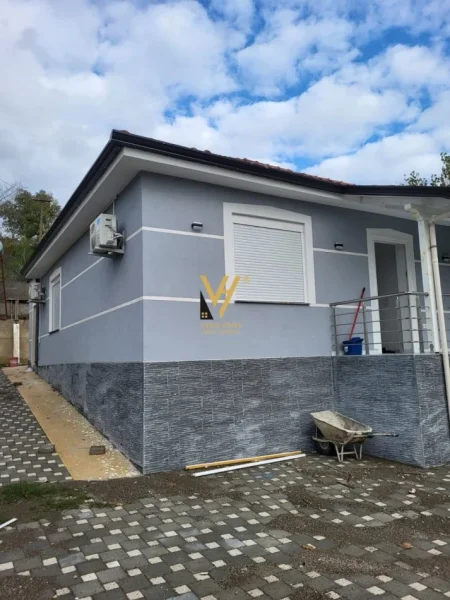 Tirane, jepet me qera shtepi 3+1+Ballkon Kati 0, 120 m² 700 € (BALDUSHK)