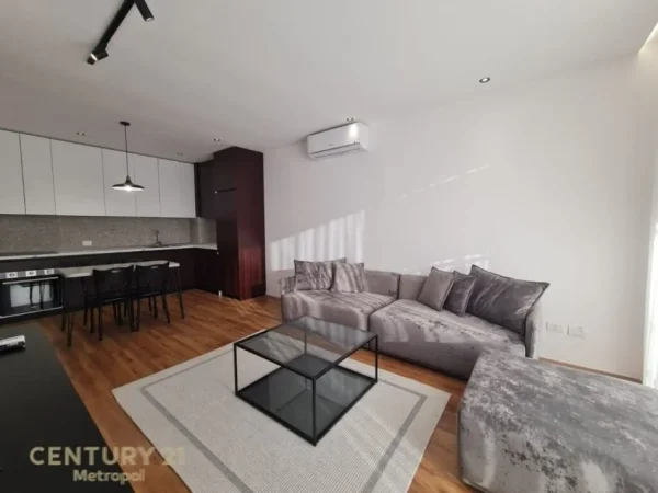 Tirane, jepet me qera apartament 2+1 Kati 2, 106 m² 750 € (Astir)