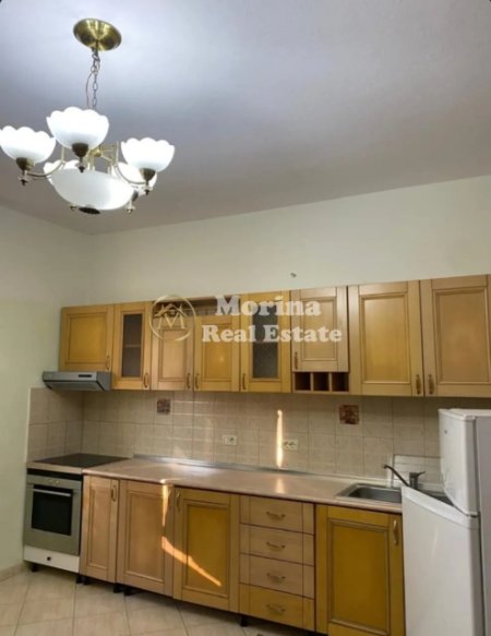 Tirane, jepet me qera apartament 1+1 Kati 1, 65 m² 350 € (Jordan Misja)
