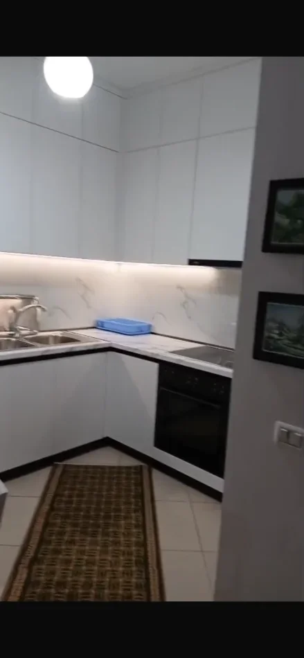 Tirane, jepet me qera apartament 1+1 Kati 2, 65 m² 450 € (Astir)