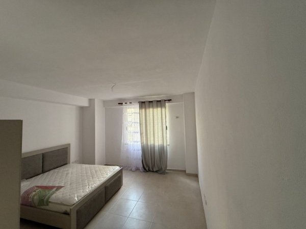 Tirane, jepet me qera apartament 2+1 Kati 5, 75 m² (Pran Bar 2 Palmat ,Astir)