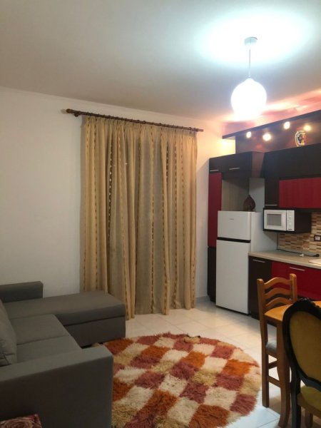 Pogradec, jepet apartament me qera 2+1+Ballkon Kati 2, 125 m² Pogradec