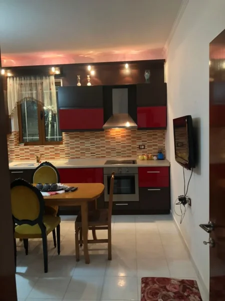 Pogradec, jepet apartament me qera 2+1+Ballkon Kati 2, 125 m² Pogradec