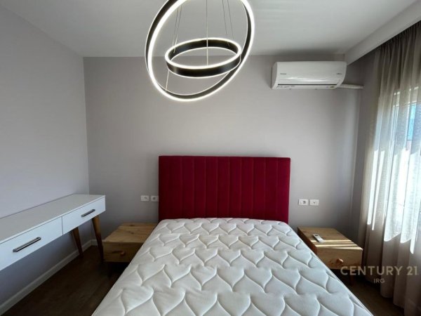 Tirane, jepet me qera apartament 2+1 Kati 1, 110 m² 1.200 € (KODRA E DIELLIT 2)