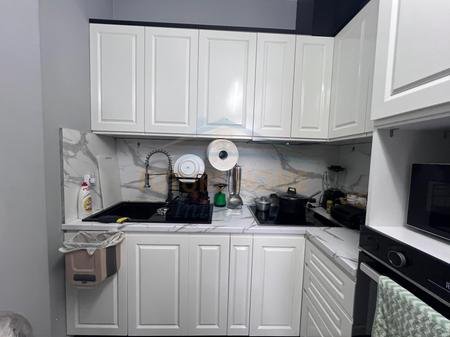 Tirane, shitet apartament 1+1+Ballkon Kati 7, 70 m² 135.000 € (Don Bosko, Kompleksi Trio Towers)