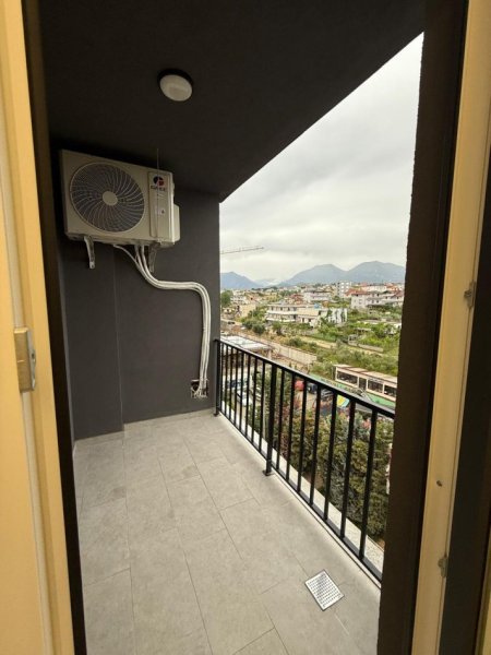 Tirane, jepet me qera apartament 1+1+Ballkon Kati 4, 75 m² 500 € (Paskuqan)