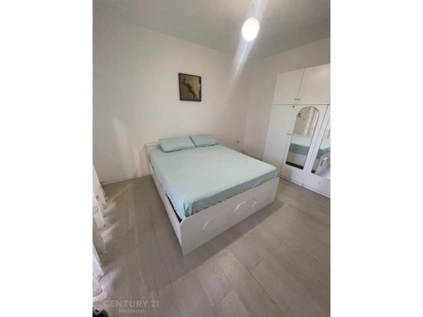 Tirane, shes apartament 1+1 Kati 1, 72 m² 120.000 € (Shkoze)