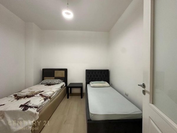Tirane, shes apartament 1+1 Kati 1, 72 m² 120.000 € (Shkoze)