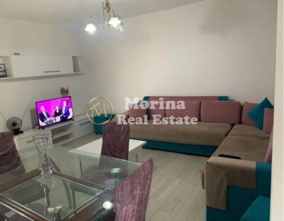 Tirane, jepet me qera apartament 2+1 Kati 3, 80 m² 450 € (Allias)